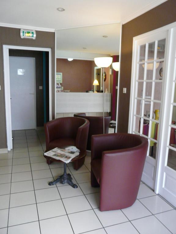 Brit Hotel Cherbourg Exterior foto